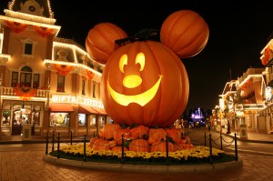 mickeys_halloween3